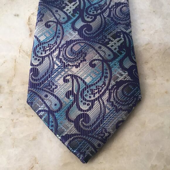 GIANFRANCO TIE ( with pocket scarf) - Picture 3 of 9